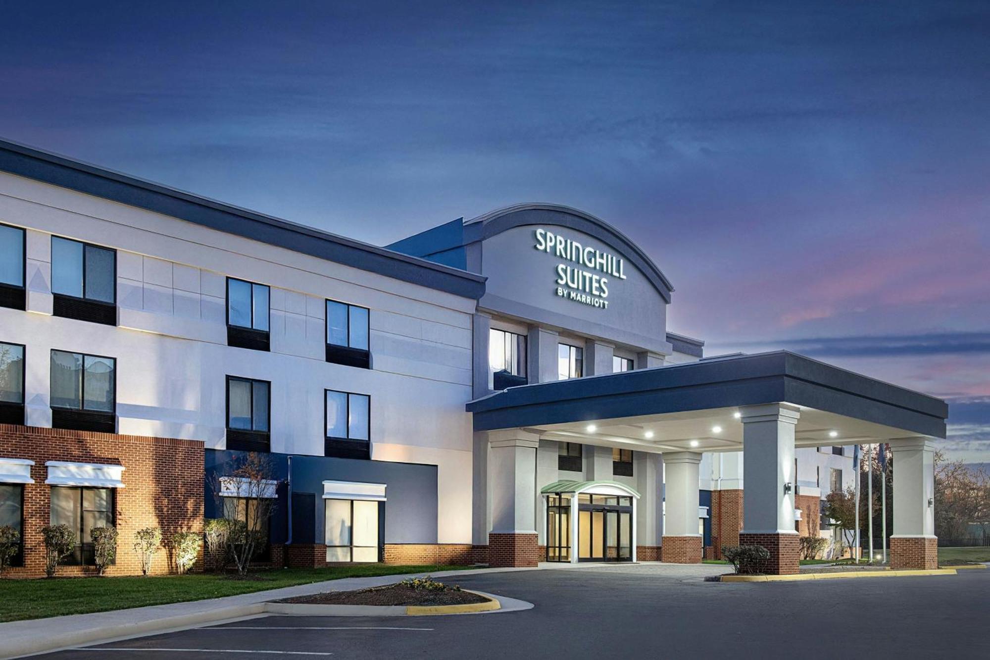 Springhill Suites Alexandria Exterior photo